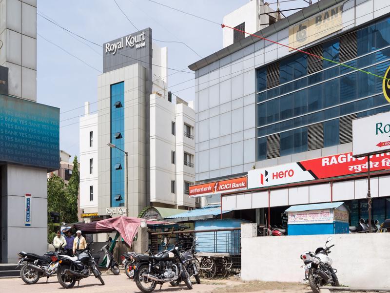 Отель Treebo Trend Royal Kourt Aurangabad Экстерьер фото